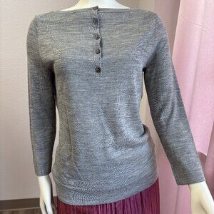 Ann Taylor LOFT Gray Button Back Knit Top Size Small NWT